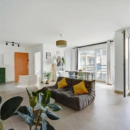 Proche Disneyland Avec Parking Et Balcon Apartment *