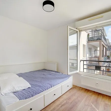 Apartment Proche Disneyland Avec Parking Et Balcon